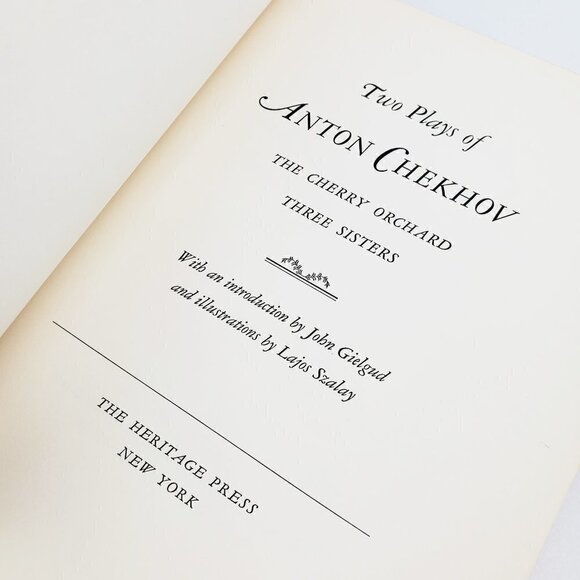 Two Plays Anton Chekhov Book - Cherry Orchard, Three Sisters Heritage Press 1966 - Picture 2 of 11